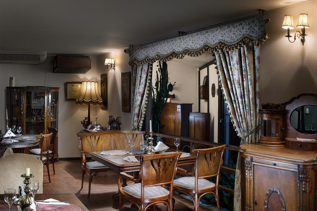 Pensiune-Restaurant Tara Luanei Sarata-Monteoru Ngoại thất bức ảnh